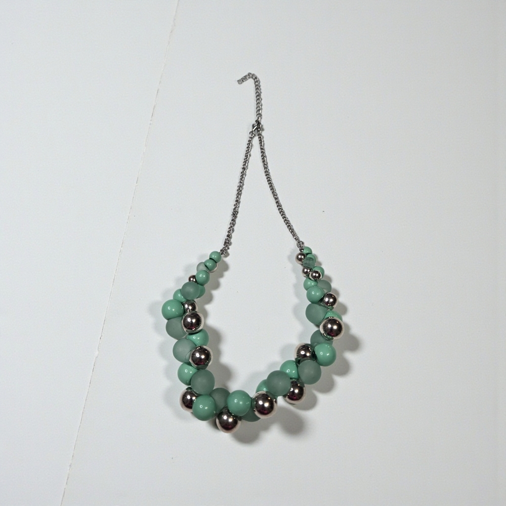 Chic Mint and Silver Beaded Necklace